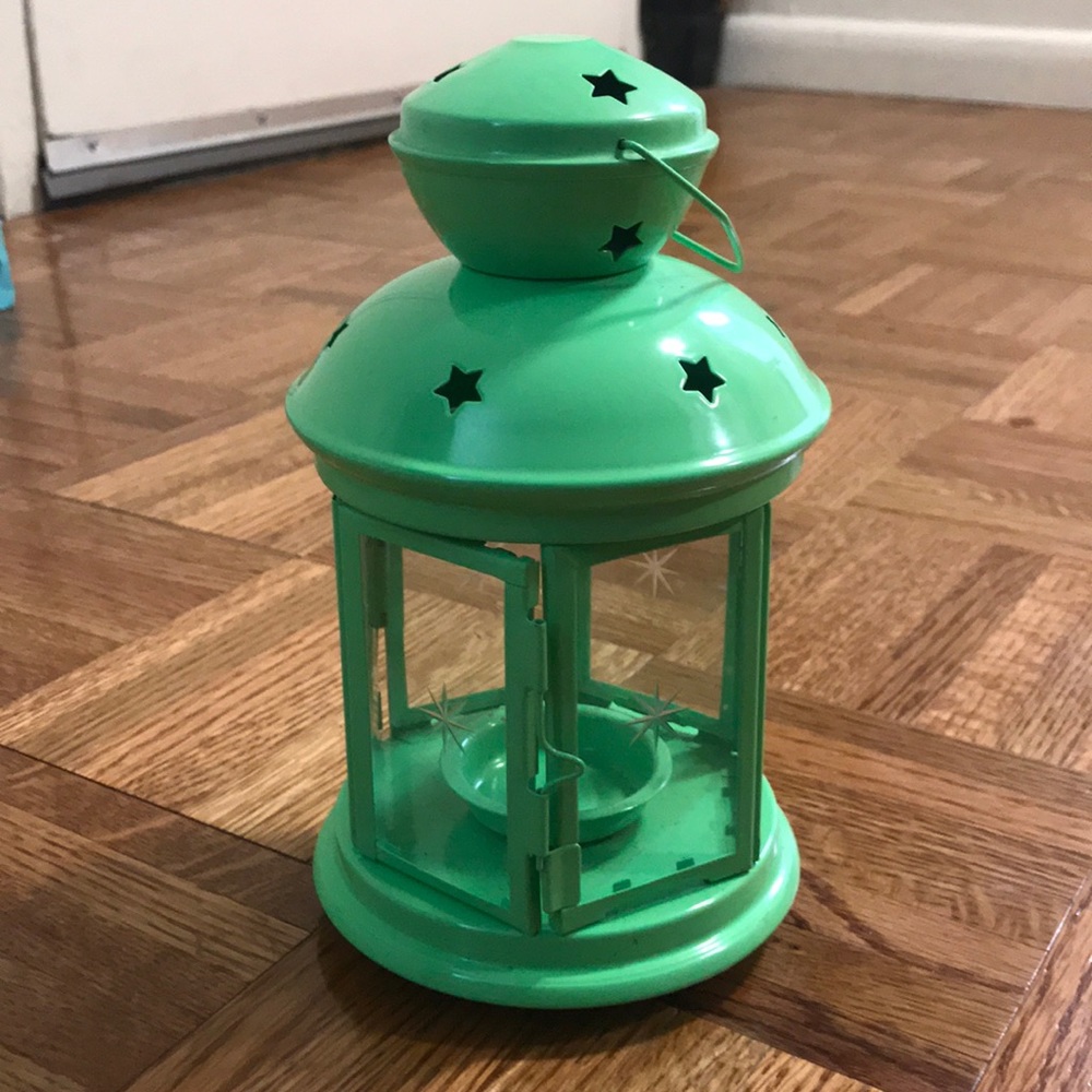 Set of two lanterns